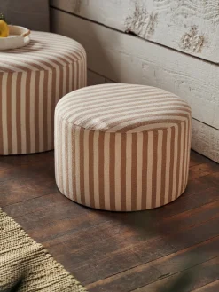 Pouf