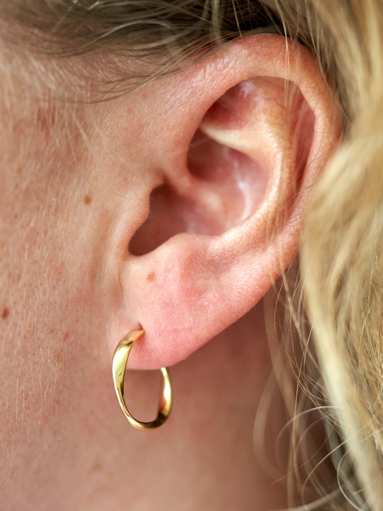 Solveig Hoops